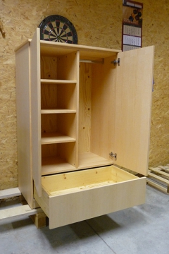 kleiderschrank